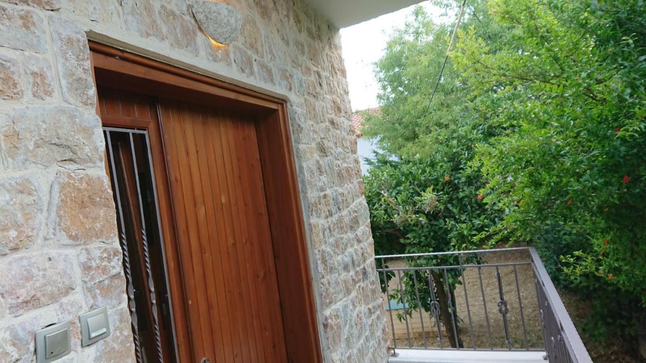 Stone House With Seaview Appartement Nea Poteidaia Buitenkant foto