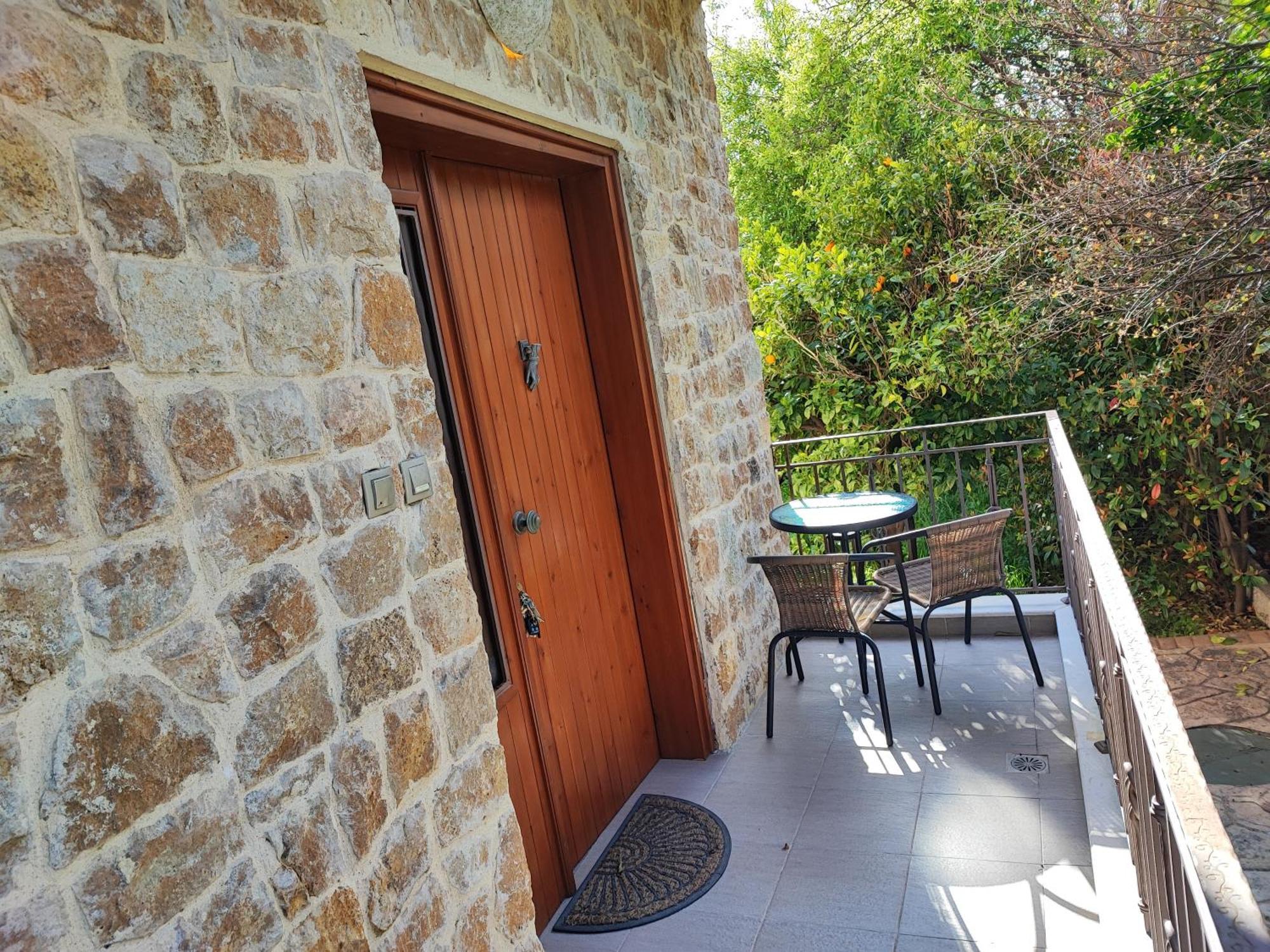 Stone House With Seaview Appartement Nea Poteidaia Buitenkant foto