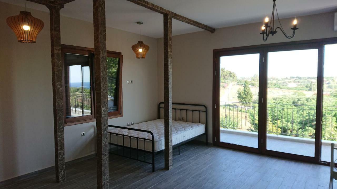 Stone House With Seaview Appartement Nea Poteidaia Buitenkant foto