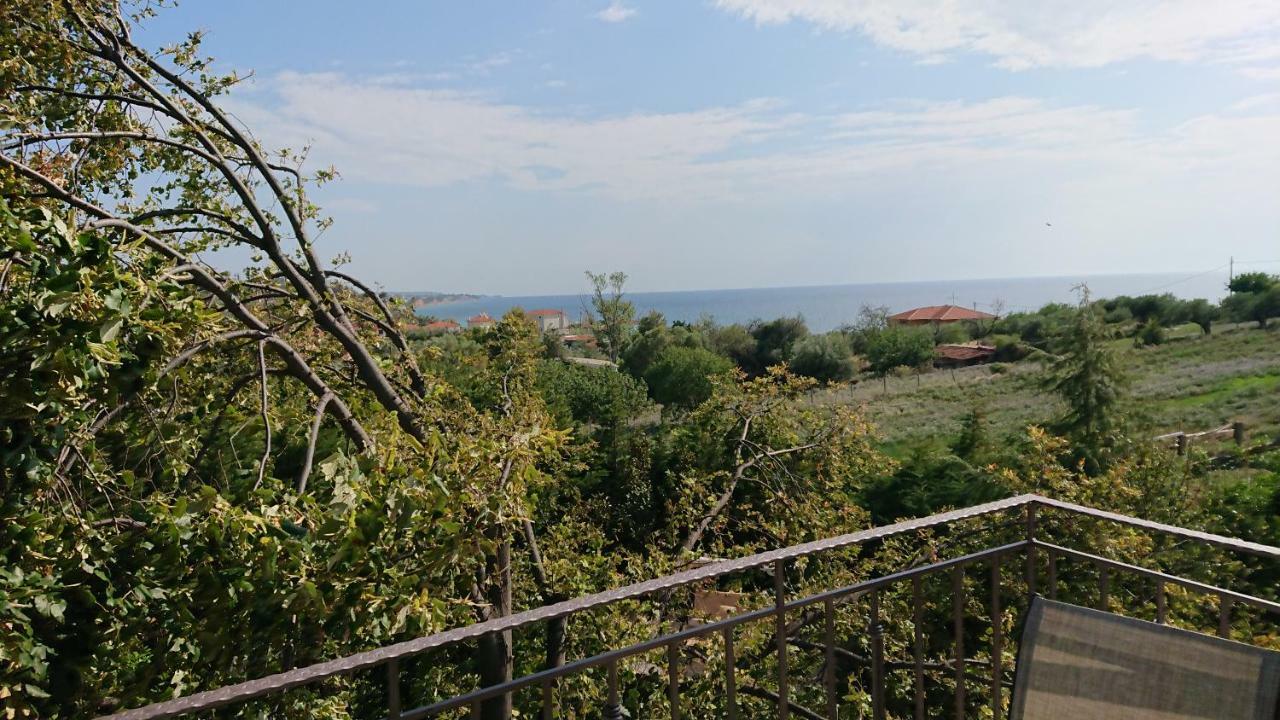 Stone House With Seaview Appartement Nea Poteidaia Buitenkant foto
